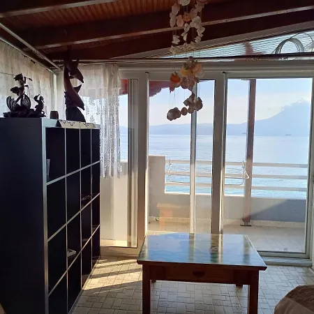 Beachfront Luxury - On The Ii شقة Corinth