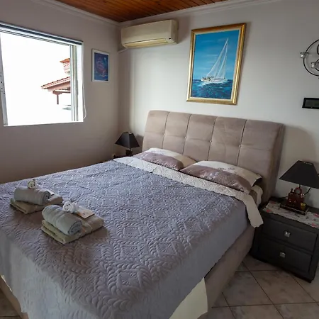 Beachfront Luxury - On The Ii شقة